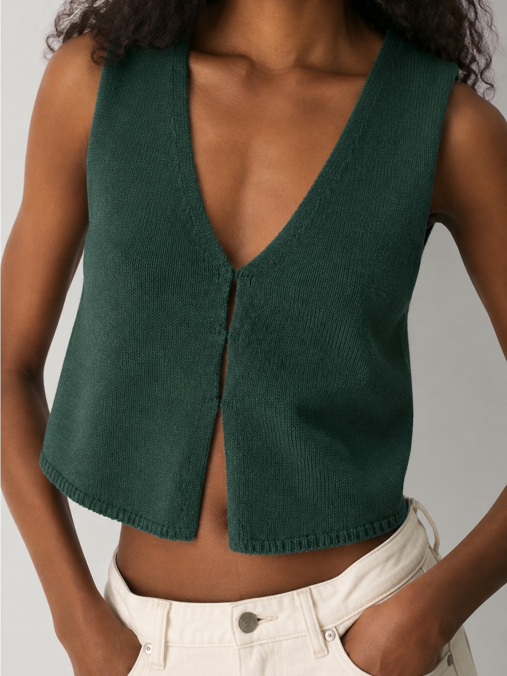 Aritzia Forest Green Knit V-Neck Cropped Tank